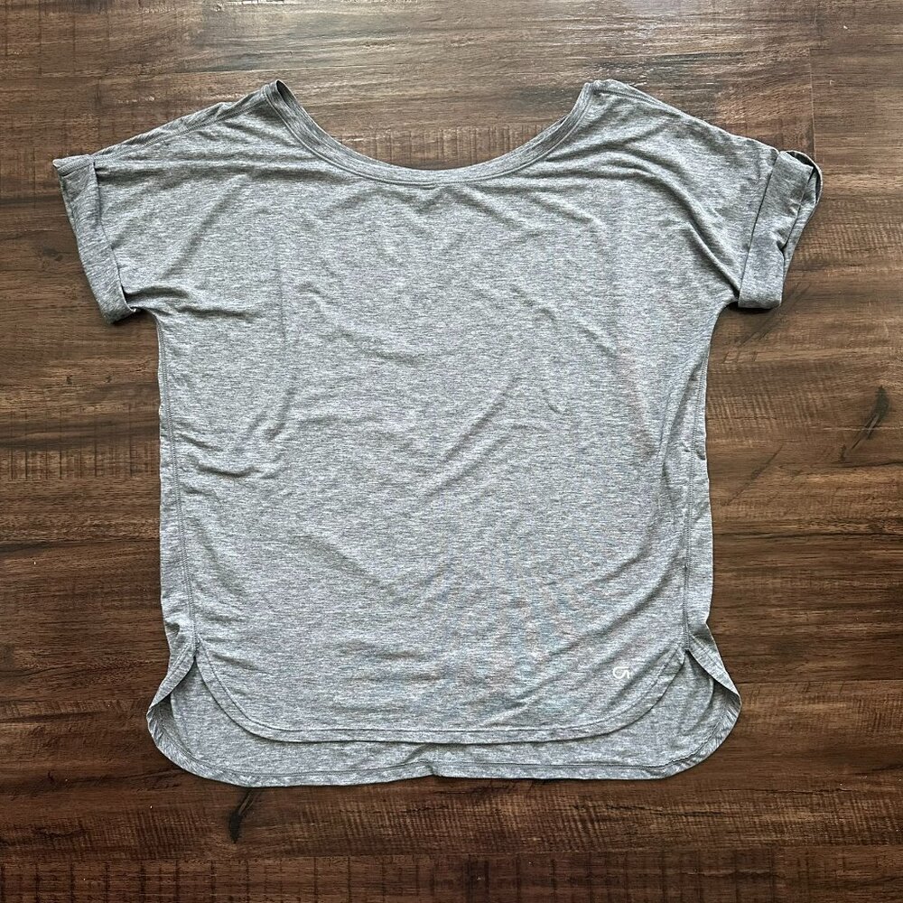 GapFit Womens workout short sleeved tshirt